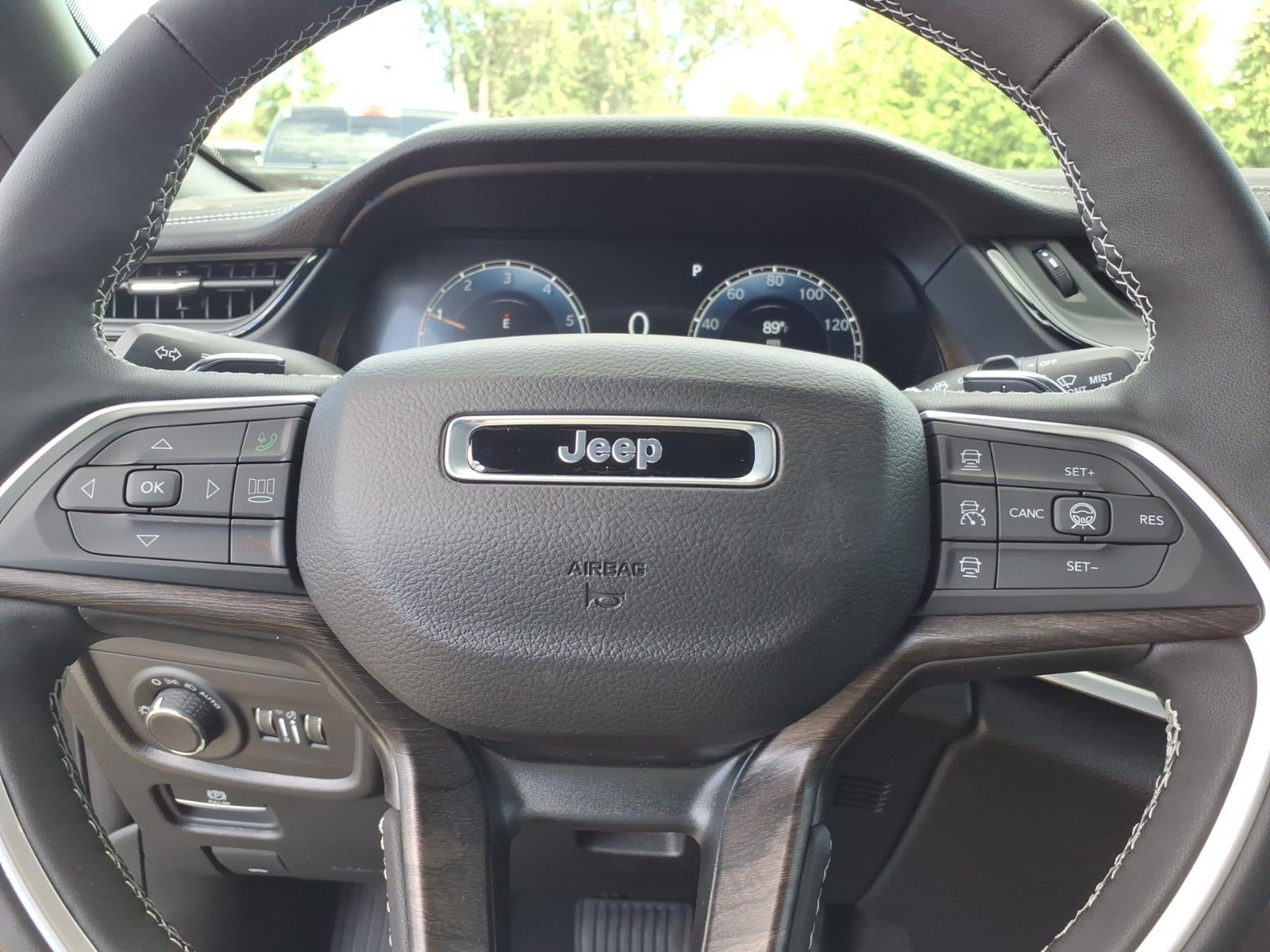 2026 Jeep Grand Cherokee GRAND CHEROKEE LAREDO ALTITUDE 4X4