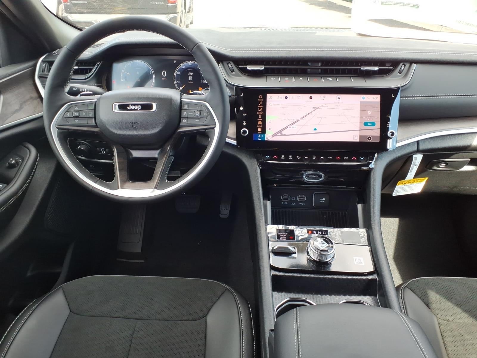 2026 Jeep Grand Cherokee GRAND CHEROKEE LAREDO ALTITUDE 4X4