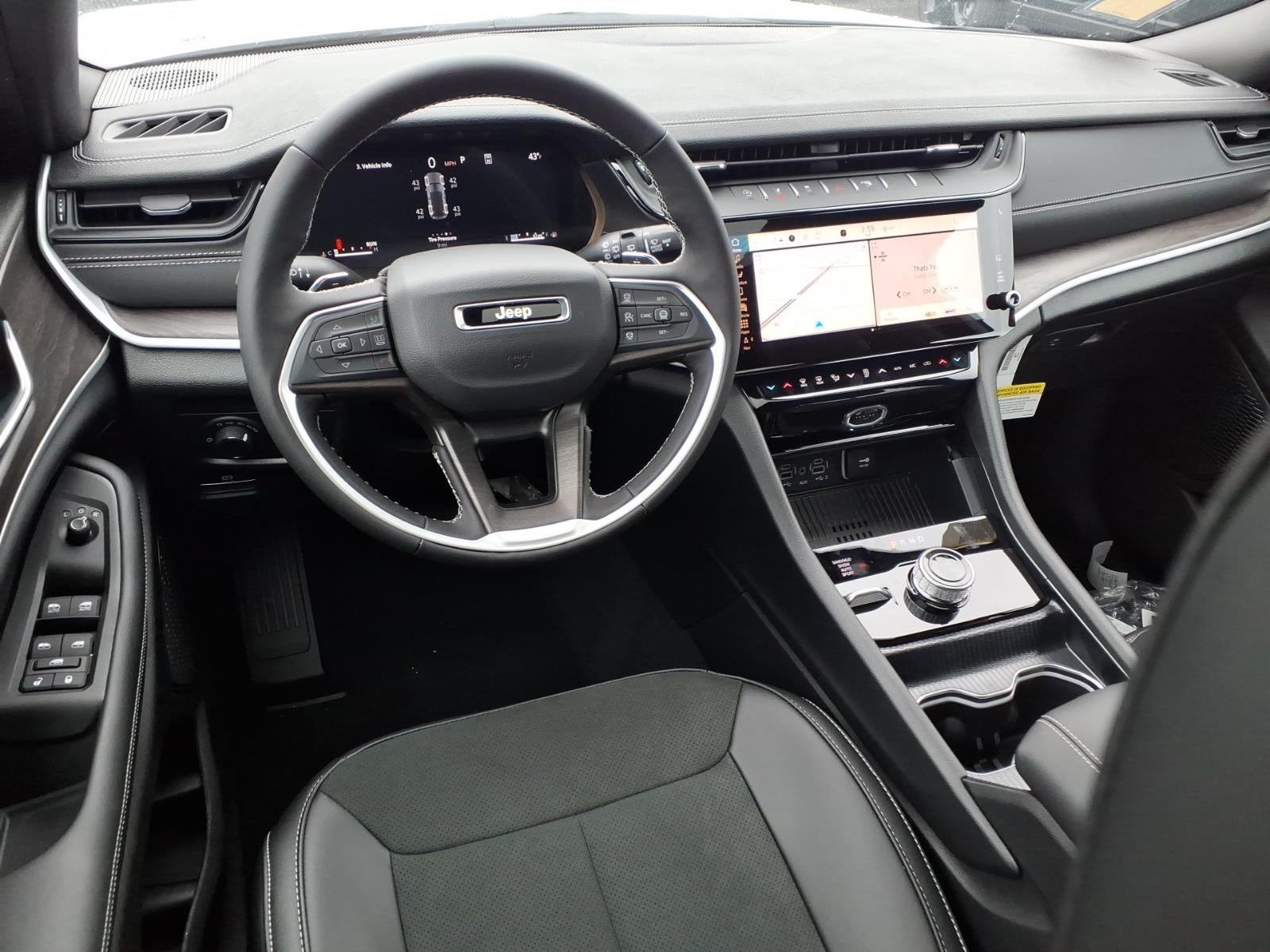 2026 Jeep Grand Cherokee GRAND CHEROKEE LAREDO ALTITUDE 4X4