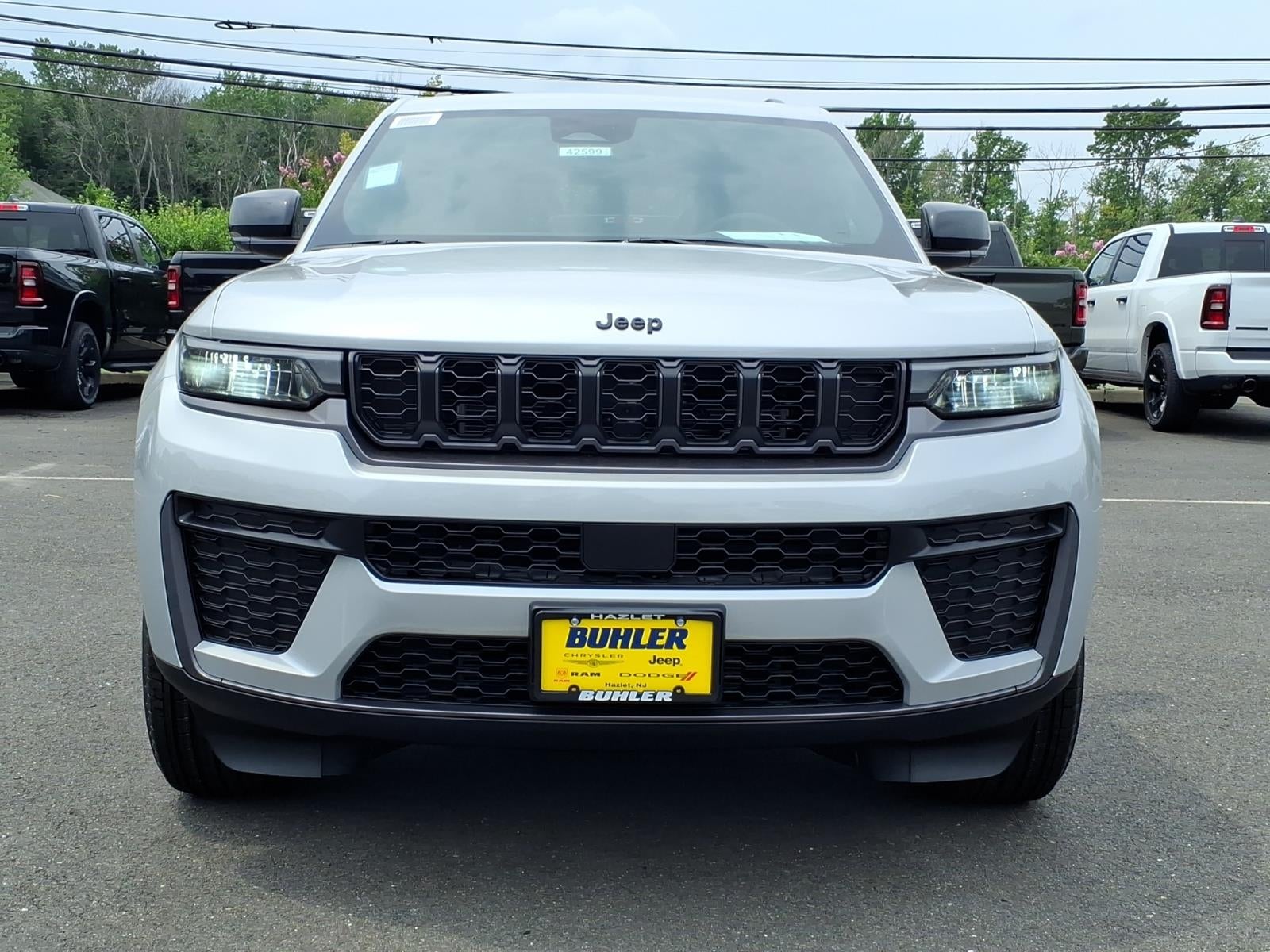 2026 Jeep Grand Cherokee GRAND CHEROKEE LAREDO ALTITUDE 4X4
