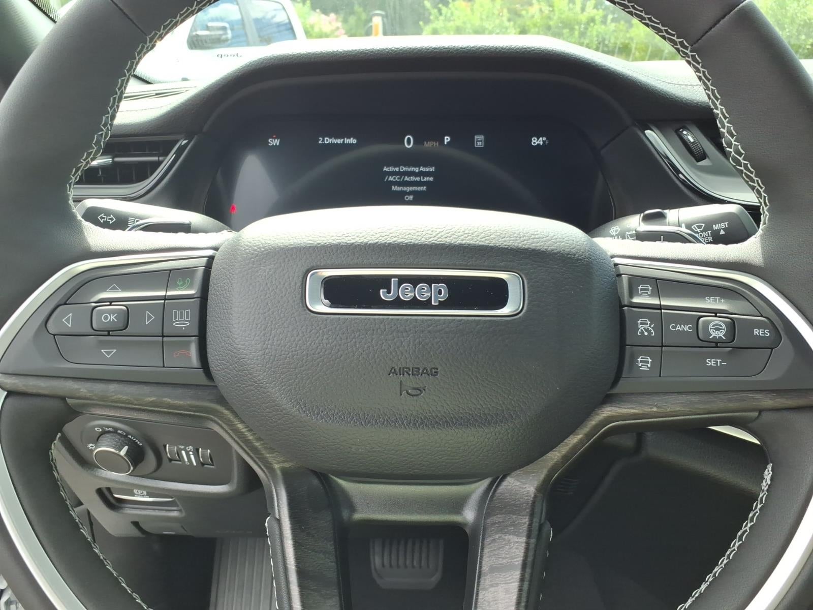 2026 Jeep Grand Cherokee GRAND CHEROKEE LAREDO ALTITUDE 4X4