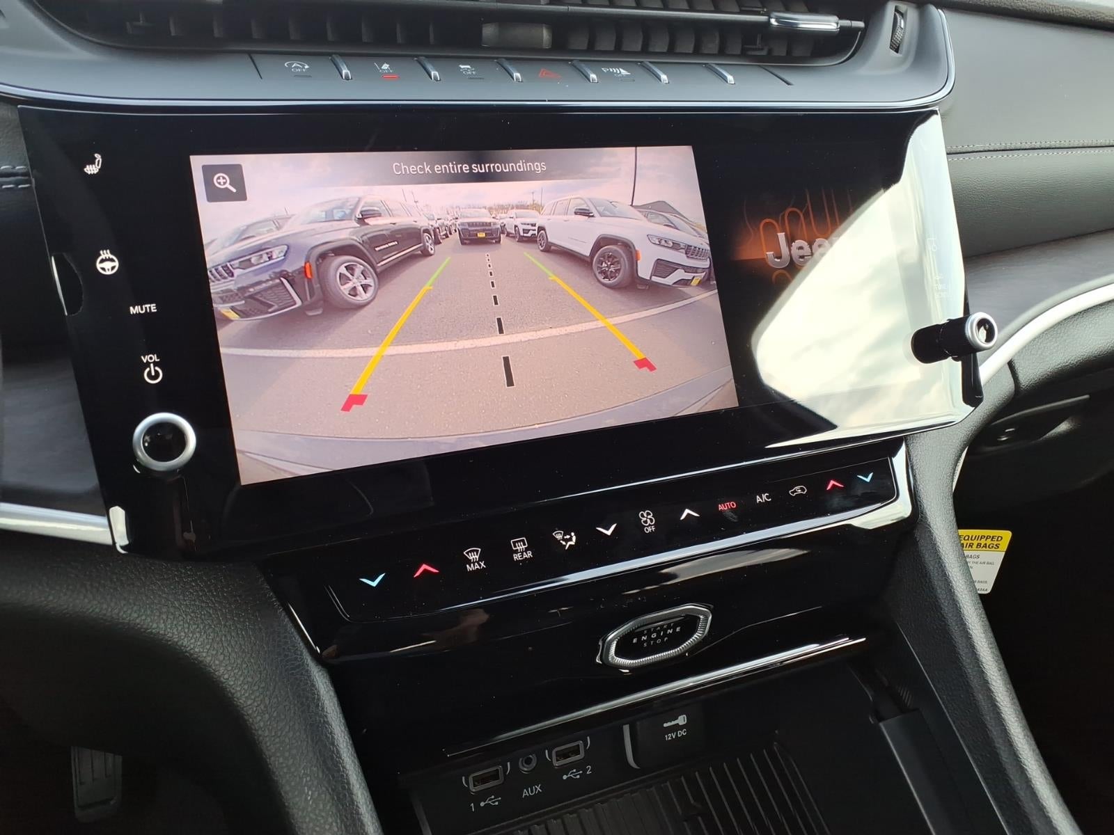 2026 Jeep Grand Cherokee GRAND CHEROKEE LAREDO ALTITUDE 4X4