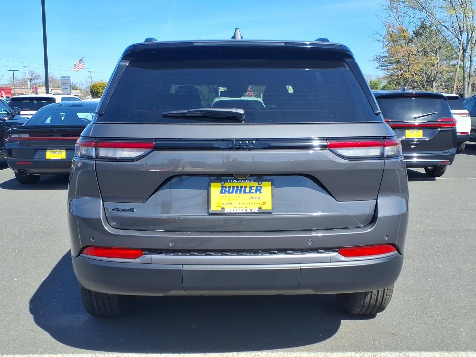 2026 Jeep Grand Cherokee GRAND CHEROKEE LAREDO ALTITUDE 4X4