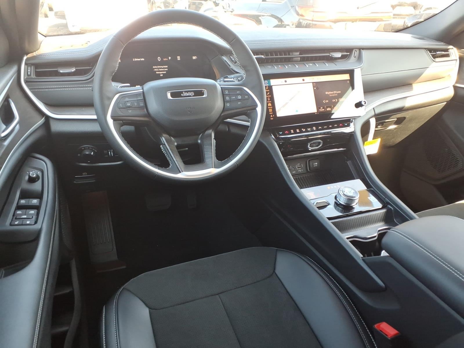 2026 Jeep Grand Cherokee GRAND CHEROKEE LAREDO ALTITUDE 4X4