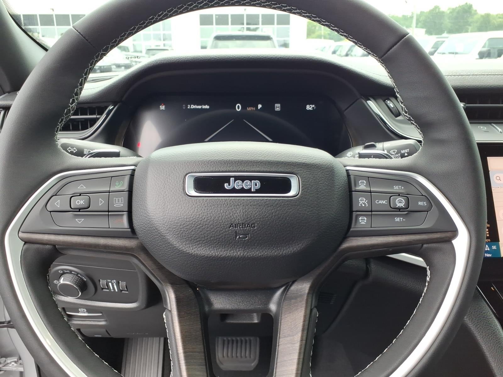 2026 Jeep Grand Cherokee GRAND CHEROKEE LAREDO ALTITUDE 4X4