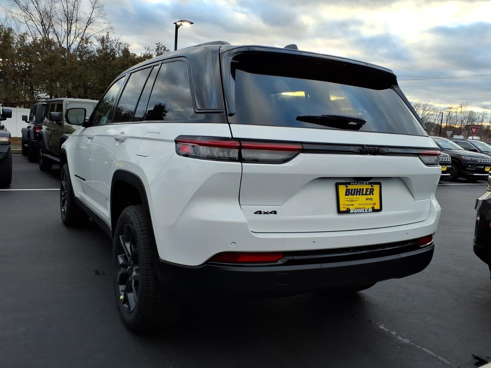 2025 Jeep Grand Cherokee GRAND CHEROKEE LIMITED 4X4