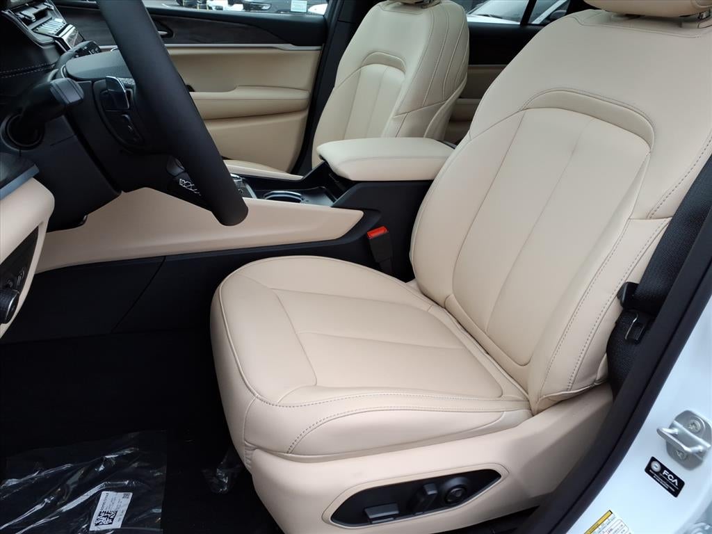 2025 Jeep Grand Cherokee Limited 4x4