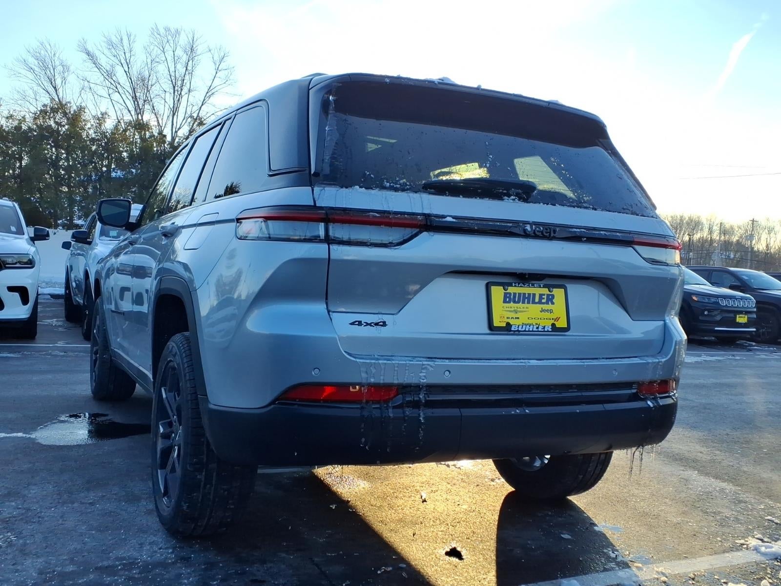 2025 Jeep Grand Cherokee GRAND CHEROKEE LIMITED 4X4