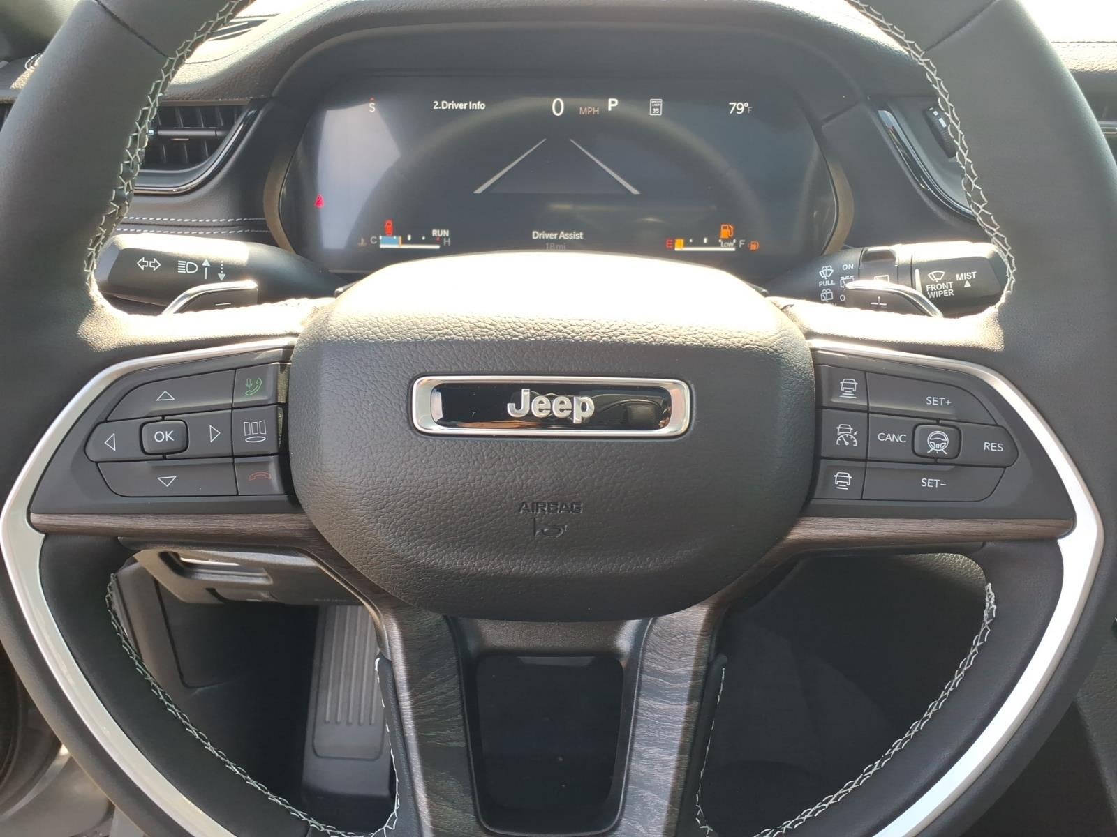 2027 Jeep Grand Cherokee GRAND CHEROKEE LIMITED 4X4