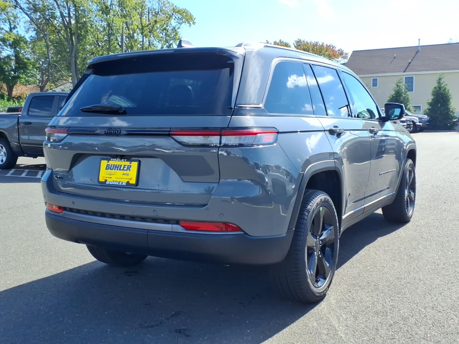 2027 Jeep Grand Cherokee GRAND CHEROKEE LIMITED 4X4