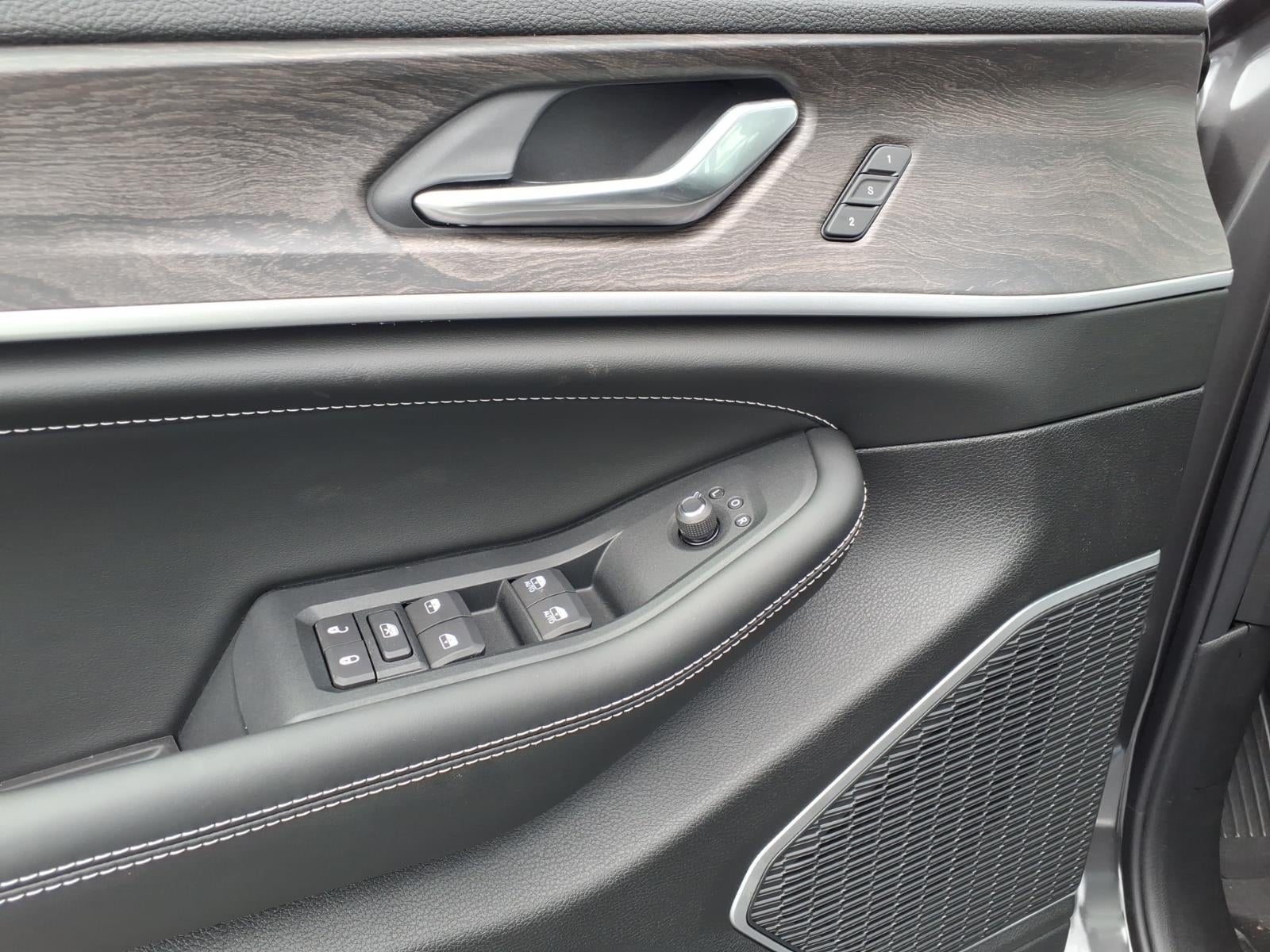 2026 Jeep Grand Cherokee GRAND CHEROKEE LIMITED RESERVE 4X4