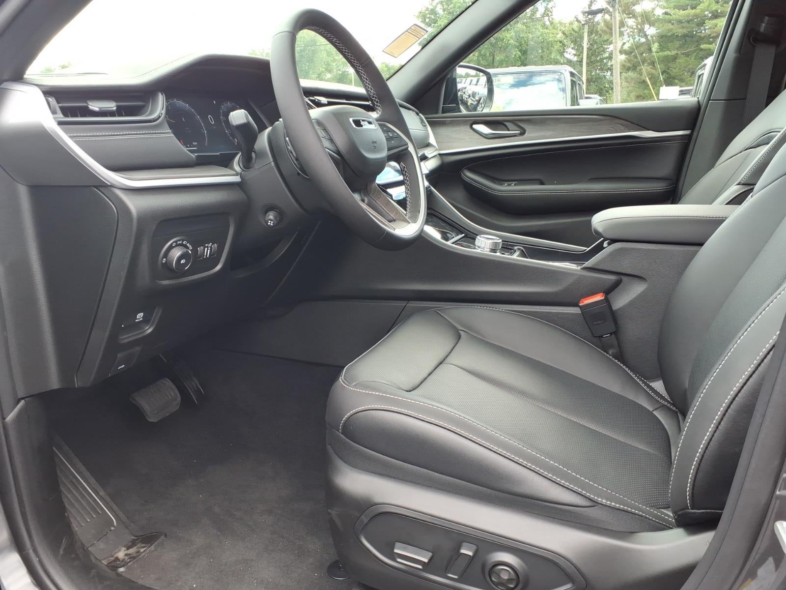 2026 Jeep Grand Cherokee GRAND CHEROKEE LIMITED RESERVE 4X4