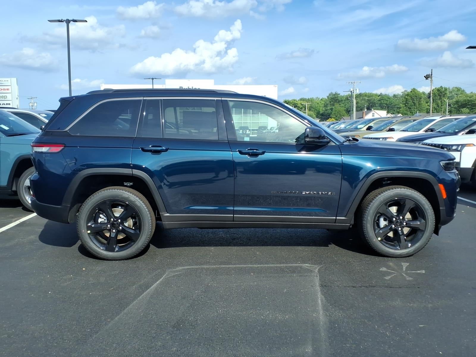 2026 Jeep Grand Cherokee GRAND CHEROKEE LIMITED 4X4