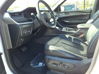 2027 Jeep Grand Cherokee GRAND CHEROKEE LIMITED 4X4