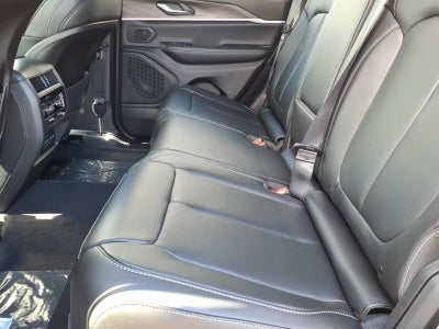 2027 Jeep Grand Cherokee GRAND CHEROKEE LIMITED 4X4