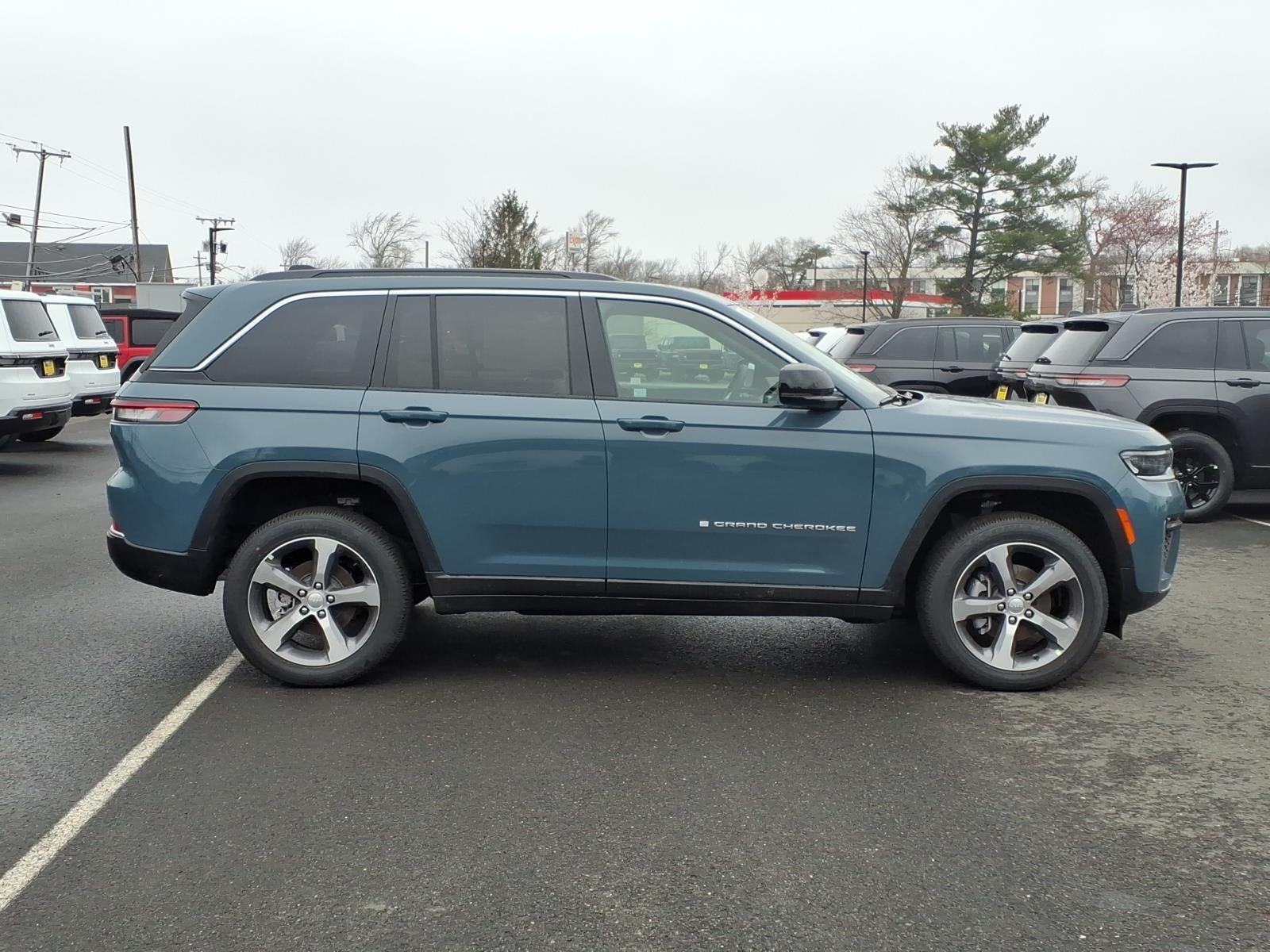 2026 Jeep Grand Cherokee GRAND CHEROKEE LIMITED 4X4