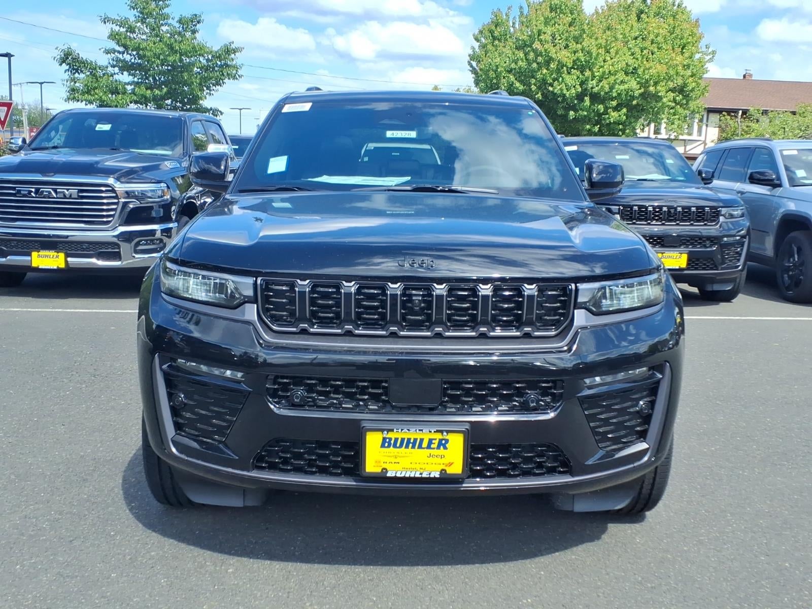 2026 Jeep Grand Cherokee GRAND CHEROKEE LIMITED RESERVE 4X4