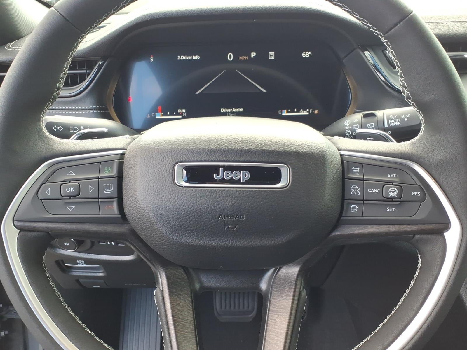 2027 Jeep Grand Cherokee GRAND CHEROKEE LIMITED 4X4