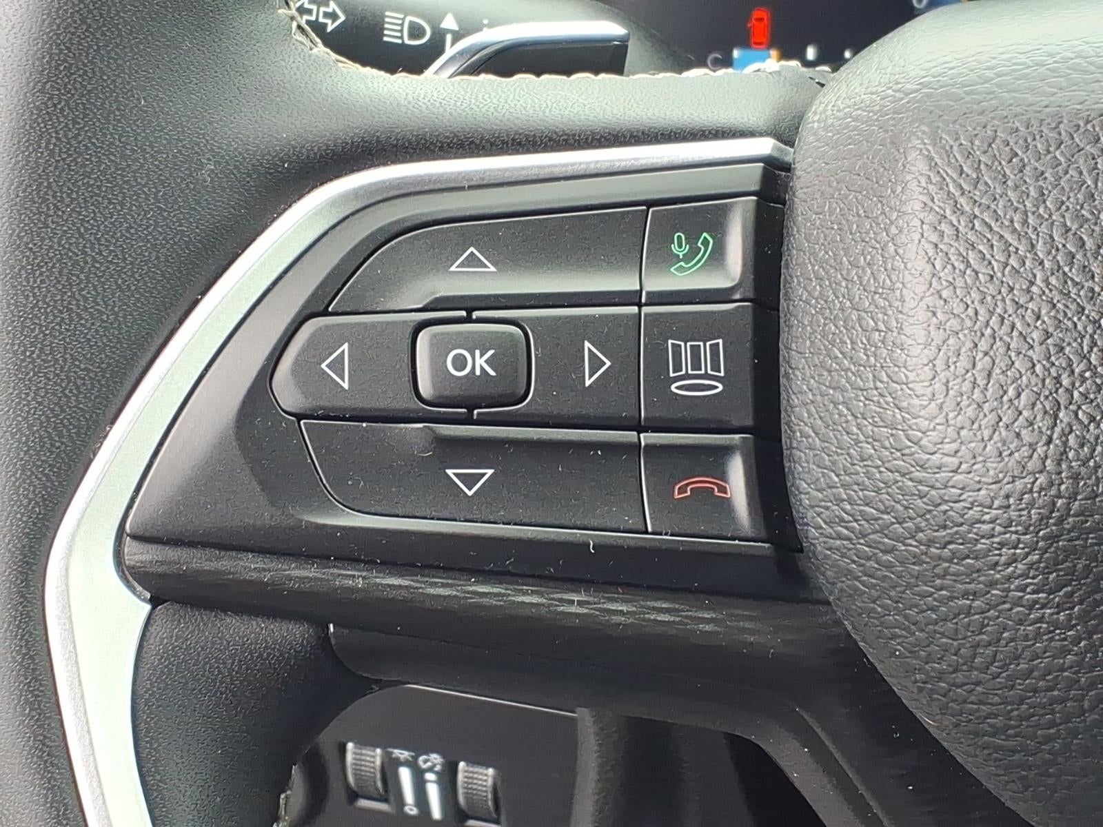 2023 Jeep Grand Cherokee L Altitude 4x4