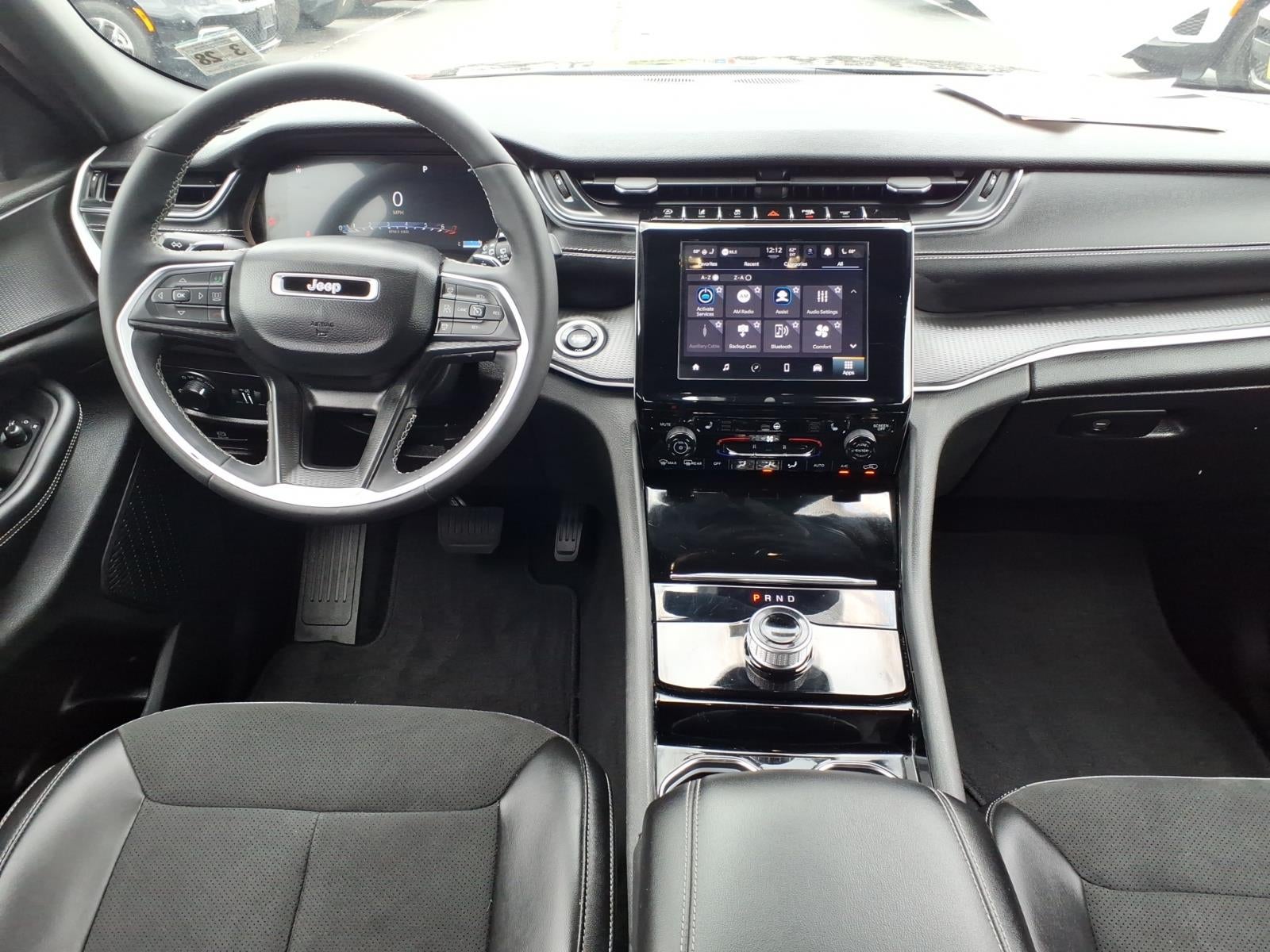 2023 Jeep Grand Cherokee L Altitude 4x4