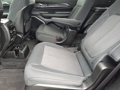 2022 Jeep Grand Cherokee L Laredo 4x4