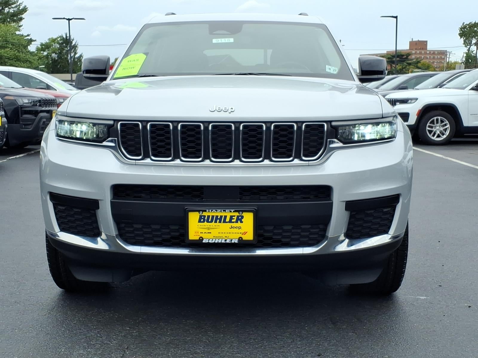2022 Jeep Grand Cherokee L Laredo 4x4