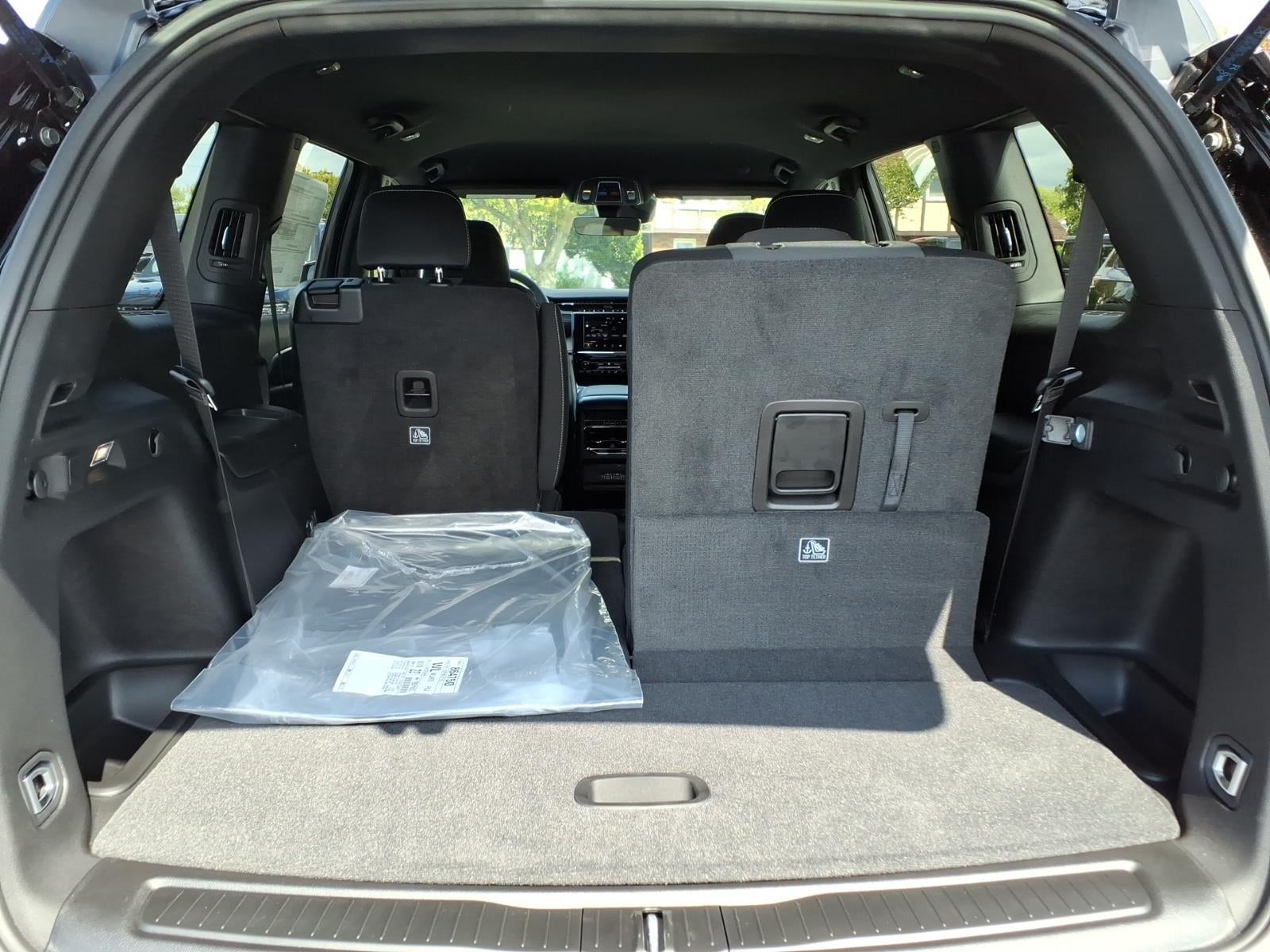 2026 Jeep Grand Cherokee GRAND CHEROKEE L LAREDO 4X4