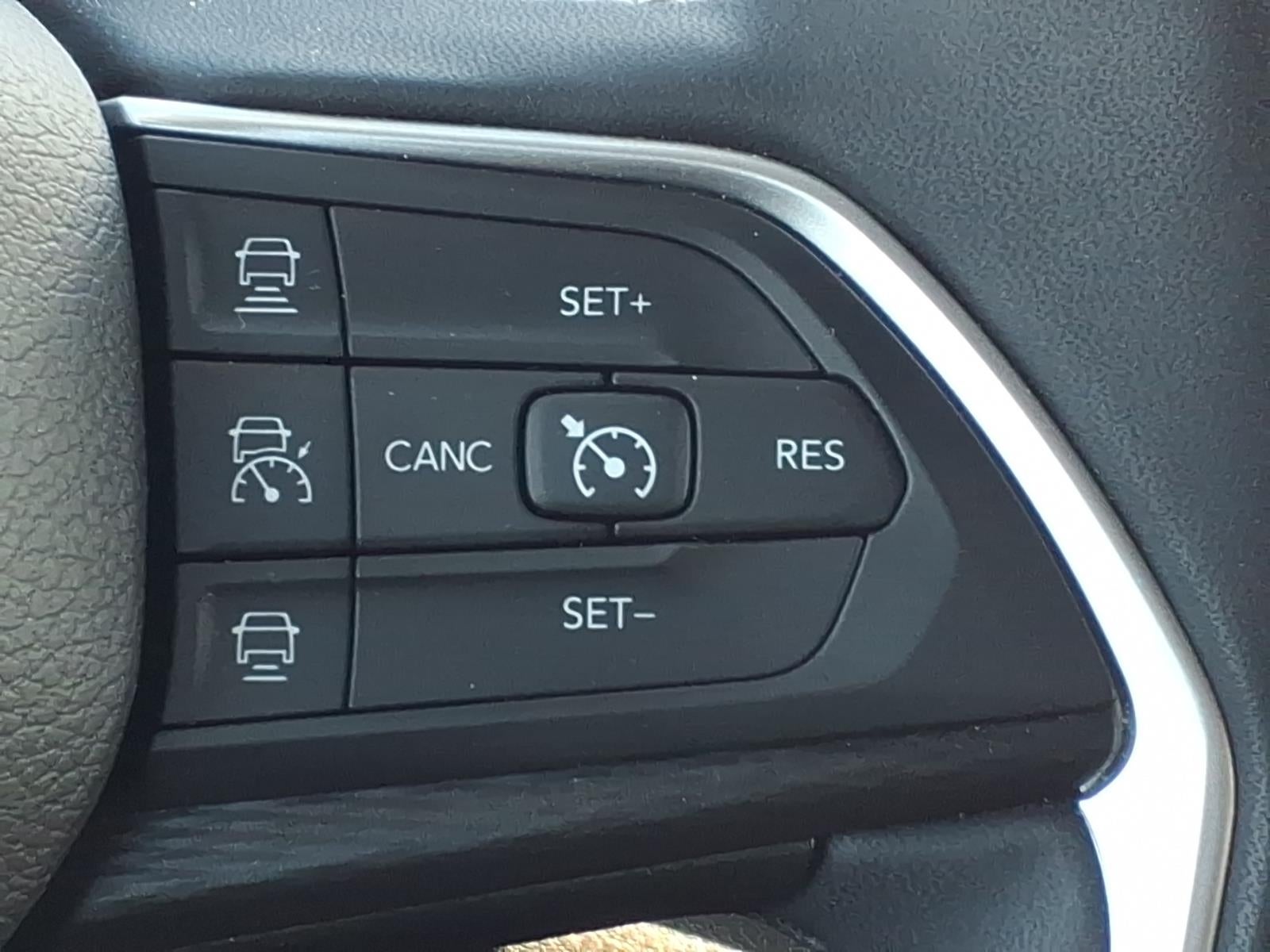 2024 Jeep Grand Cherokee L Laredo 4x4