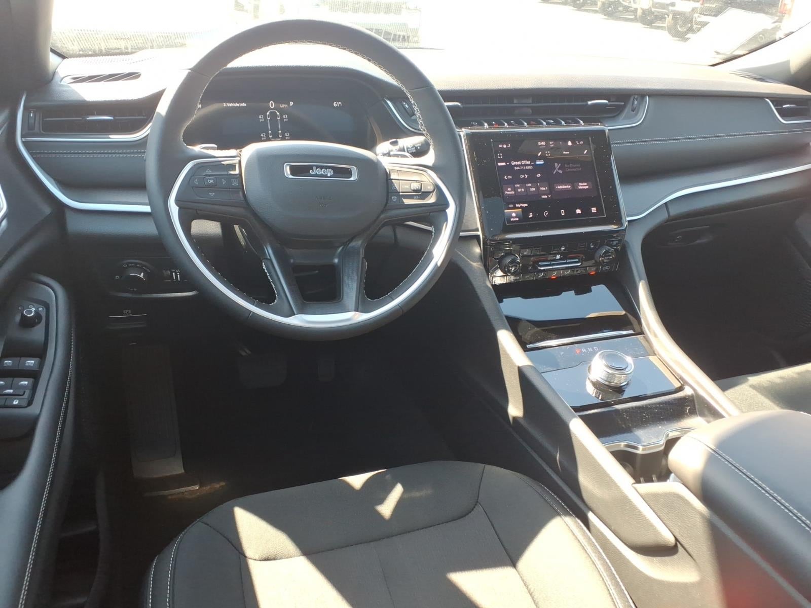 2026 Jeep Grand Cherokee GRAND CHEROKEE L LAREDO X 4X4