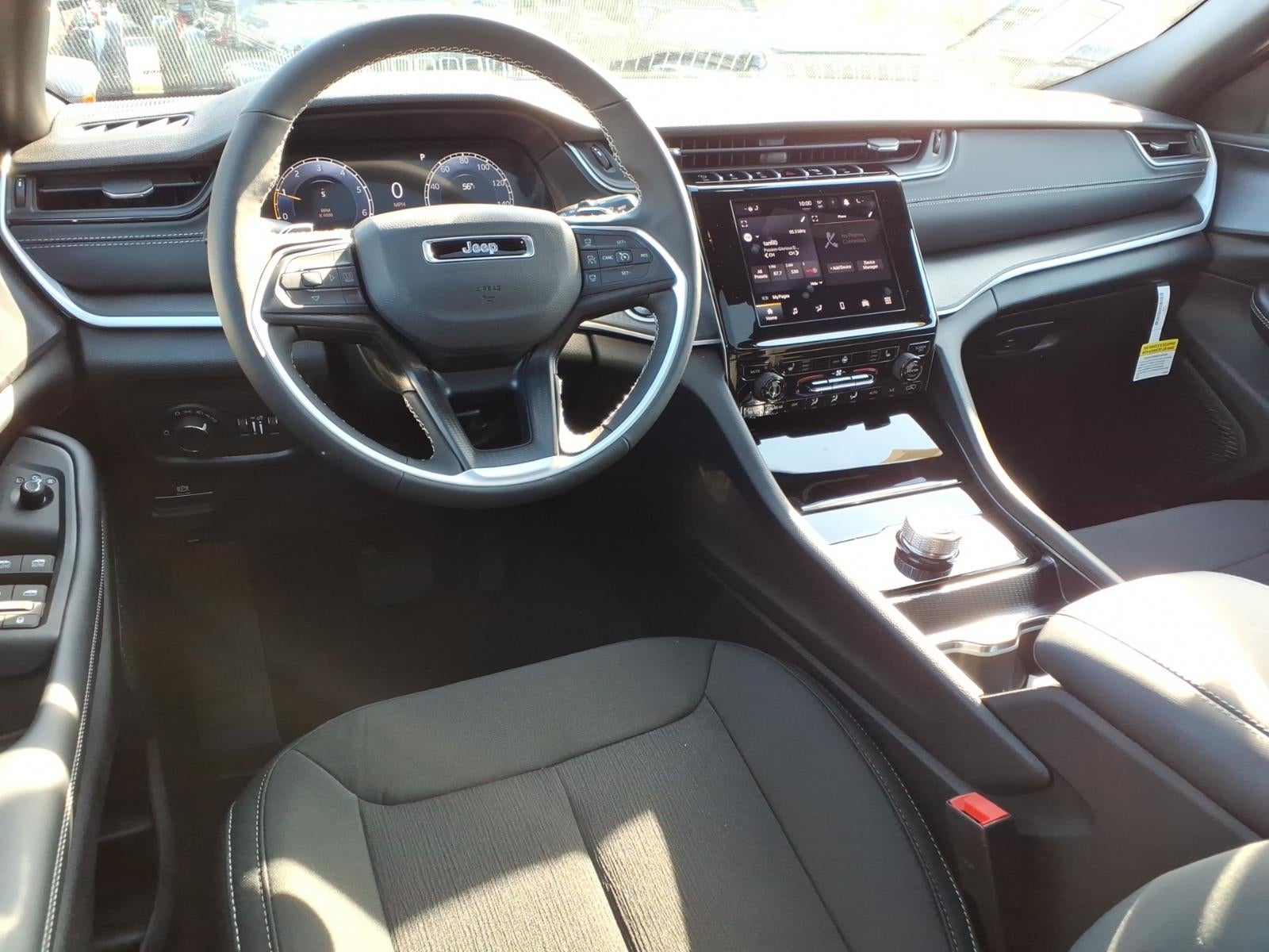 2026 Jeep Grand Cherokee GRAND CHEROKEE L LAREDO X 4X4