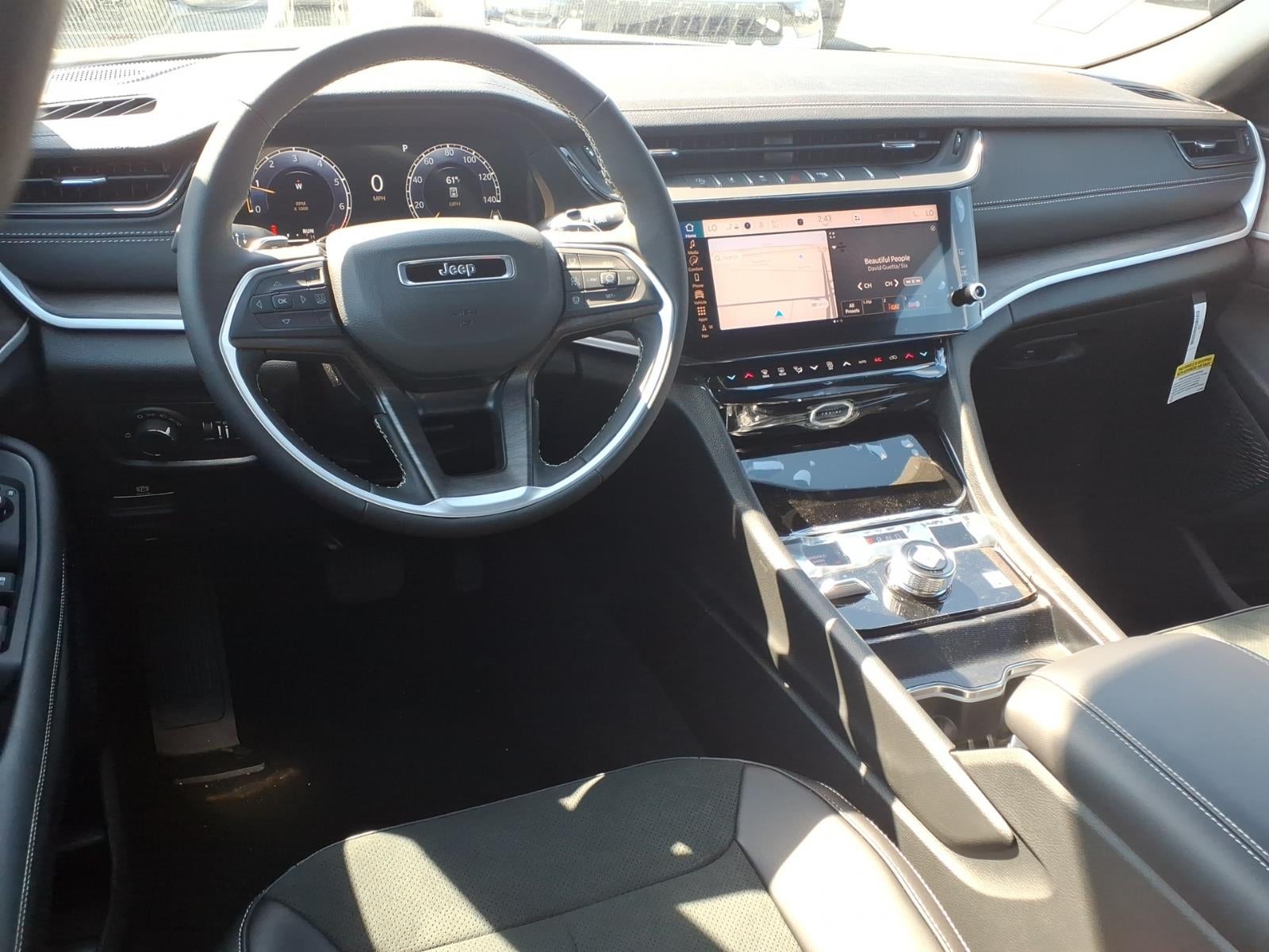 2026 Jeep Grand Cherokee GRAND CHEROKEE L LAREDO ALTITUDE 4X4