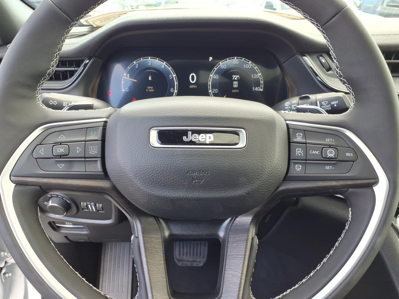 2026 Jeep Grand Cherokee GRAND CHEROKEE L LAREDO ALTITUDE 4X4