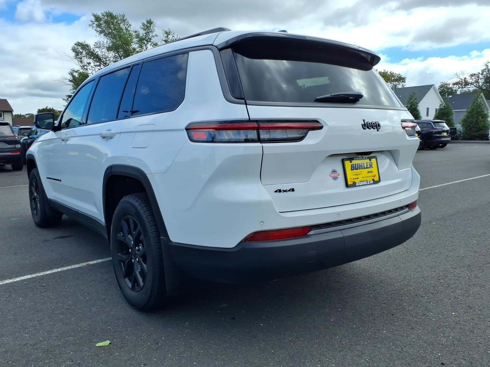 2026 Jeep Grand Cherokee GRAND CHEROKEE L LAREDO ALTITUDE 4X4