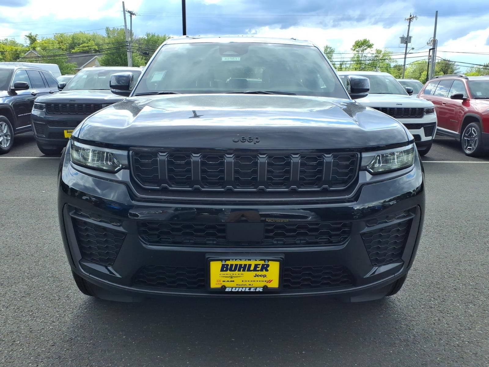 2026 Jeep Grand Cherokee GRAND CHEROKEE L LAREDO ALTITUDE 4X4