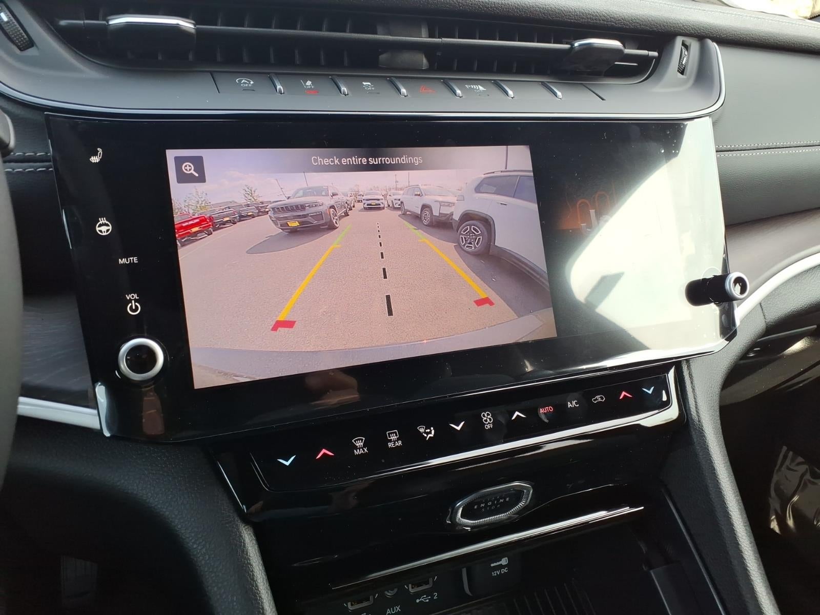 2026 Jeep Grand Cherokee GRAND CHEROKEE L LAREDO ALTITUDE 4X4