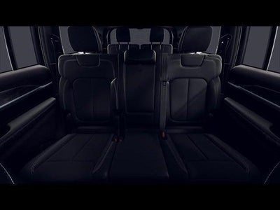 2026 Jeep Grand Cherokee GRAND CHEROKEE L LAREDO ALTITUDE 4X4