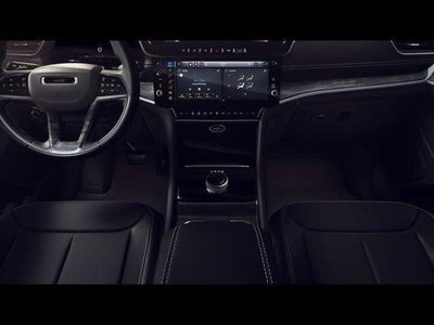 2026 Jeep Grand Cherokee GRAND CHEROKEE L LAREDO ALTITUDE 4X4