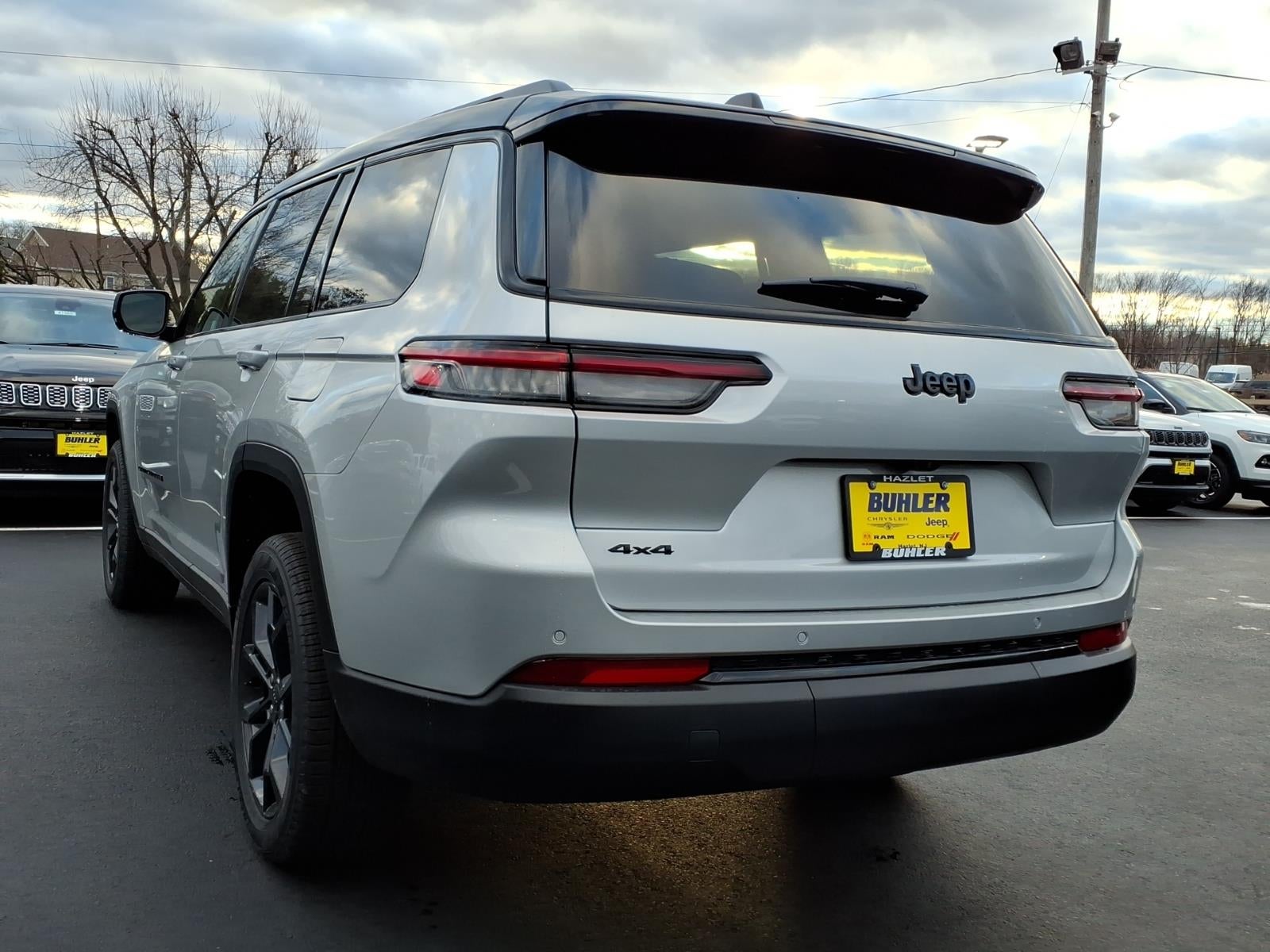 2025 Jeep Grand Cherokee GRAND CHEROKEE L LIMITED 4X4