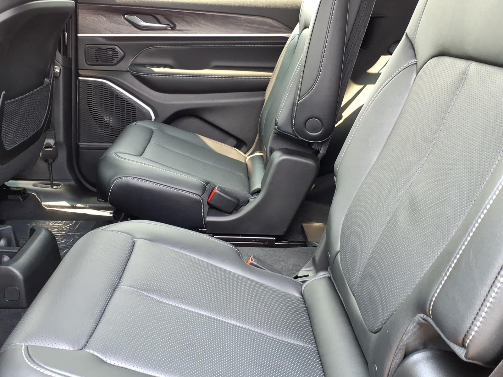 2026 Jeep Grand Cherokee GRAND CHEROKEE L LIMITED RESERVE 4X4