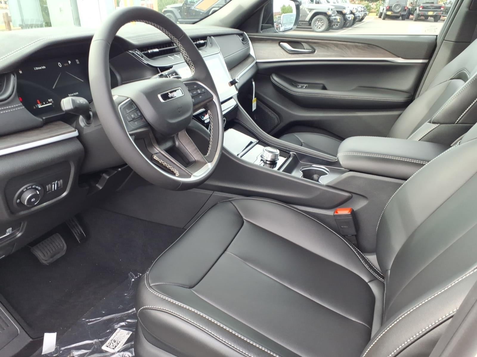 2027 Jeep Grand Cherokee GRAND CHEROKEE L LIMITED 4X4