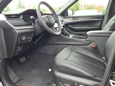 2027 Jeep Grand Cherokee GRAND CHEROKEE L LIMITED 4X4