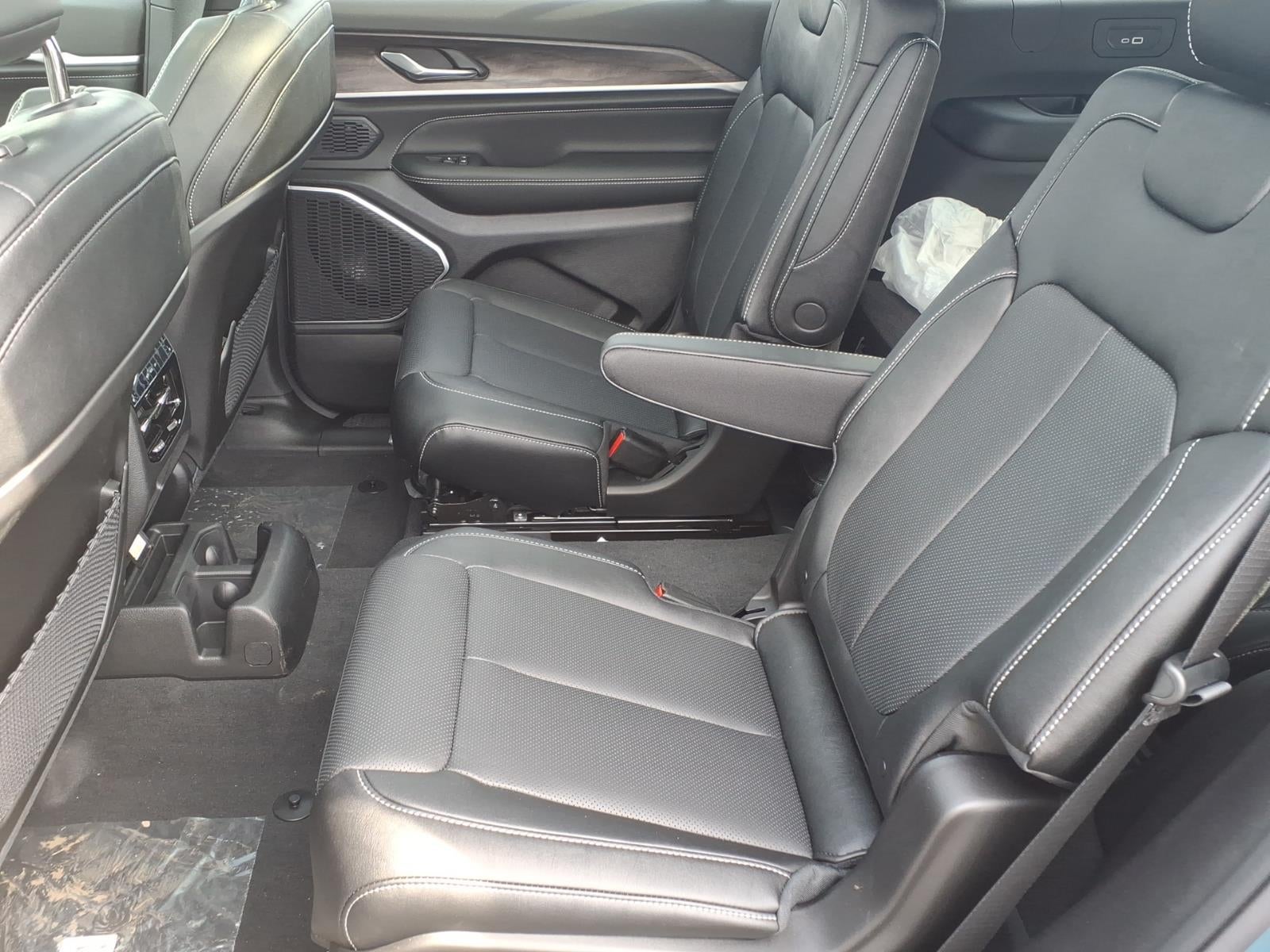 2026 Jeep Grand Cherokee GRAND CHEROKEE L LIMITED RESERVE 4X4