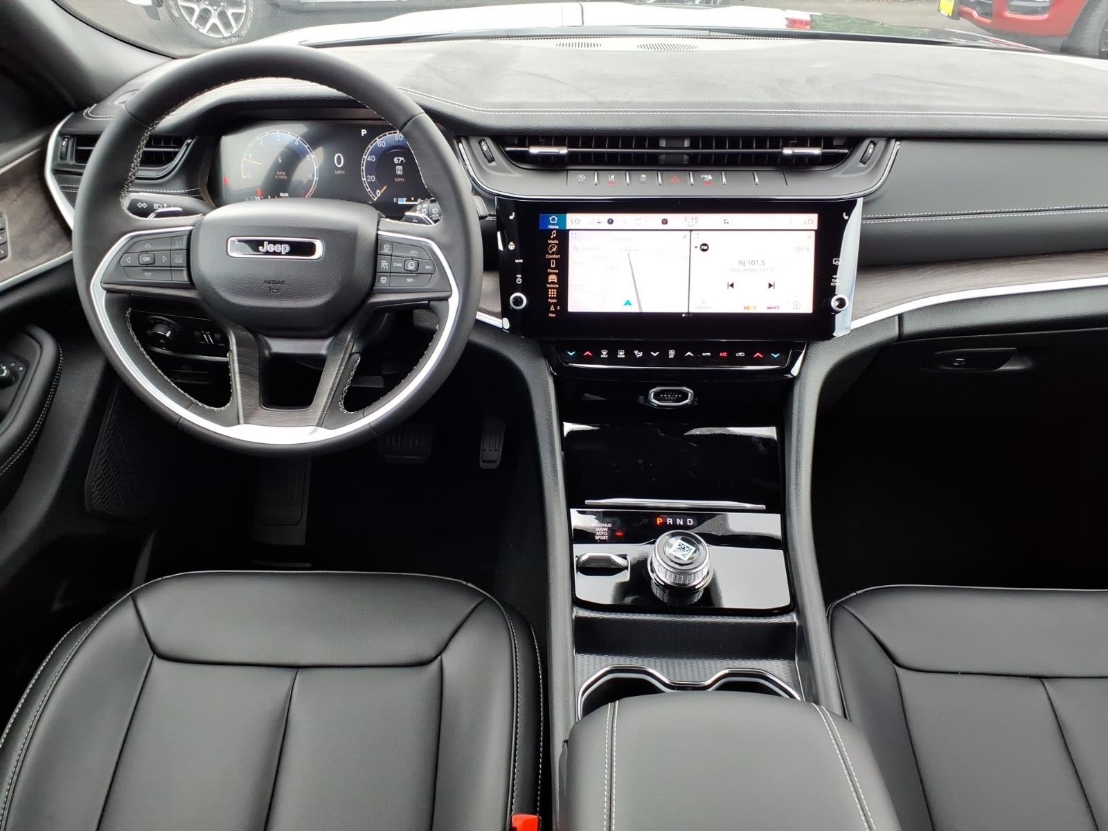 2027 Jeep Grand Cherokee GRAND CHEROKEE L LIMITED 4X4