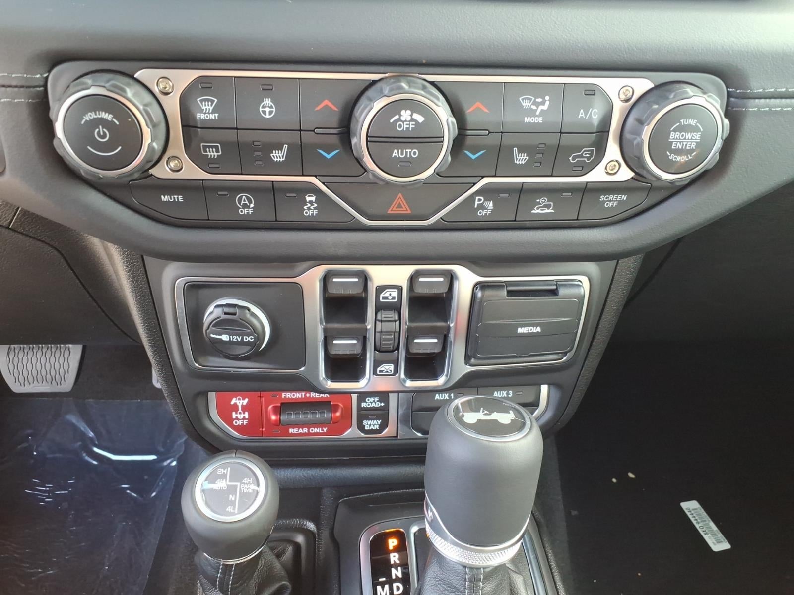 2027 Jeep Wrangler WRANGLER 4-DOOR RUBICON X