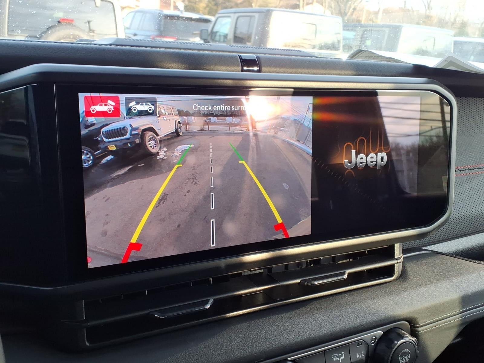 2026 Jeep Wrangler WRANGLER 4-DOOR MOAB 392