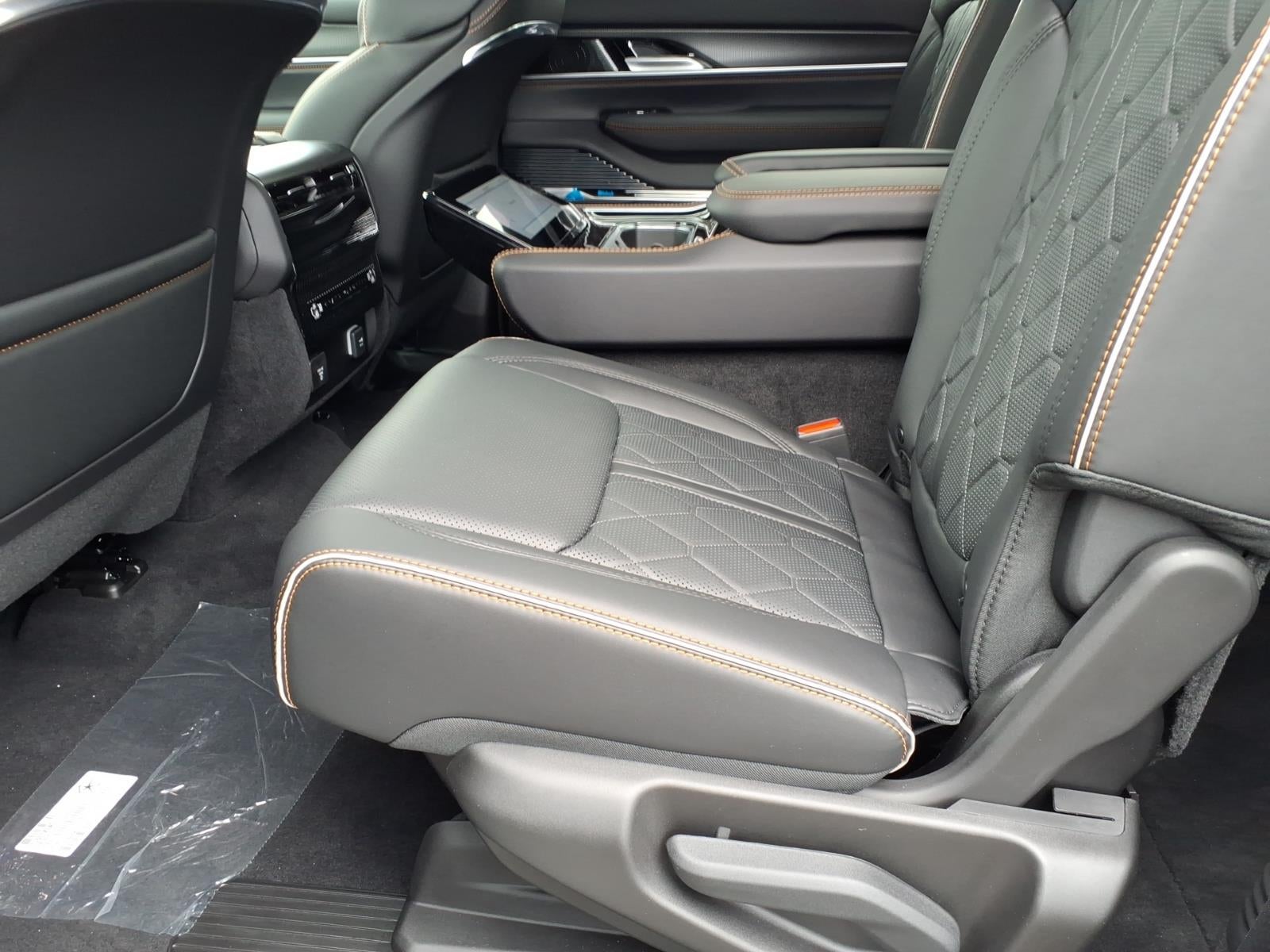 2026 Jeep Grand Wagoneer L GRAND WAGONEER L SUMMIT RESERVE 4X4