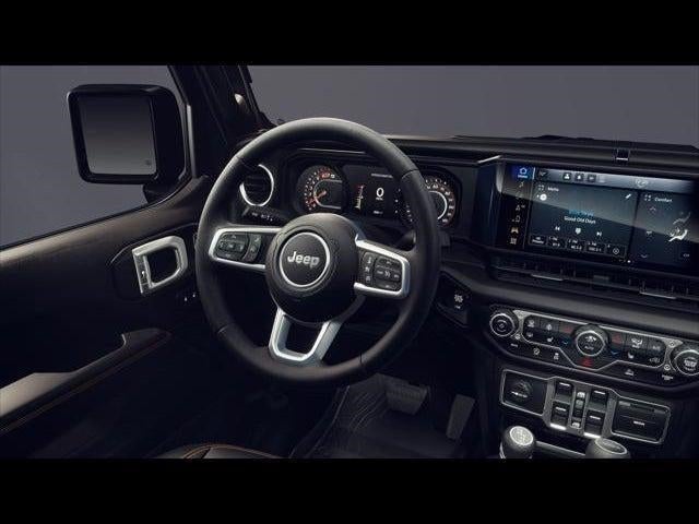 2026 Jeep Gladiator GLADIATOR SAHARA 4X4