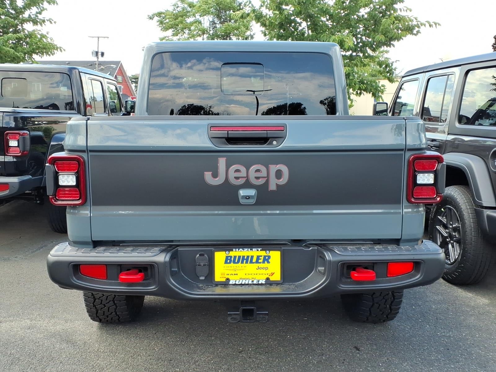 2026 Jeep Gladiator GLADIATOR SHADOW OPS 4X4