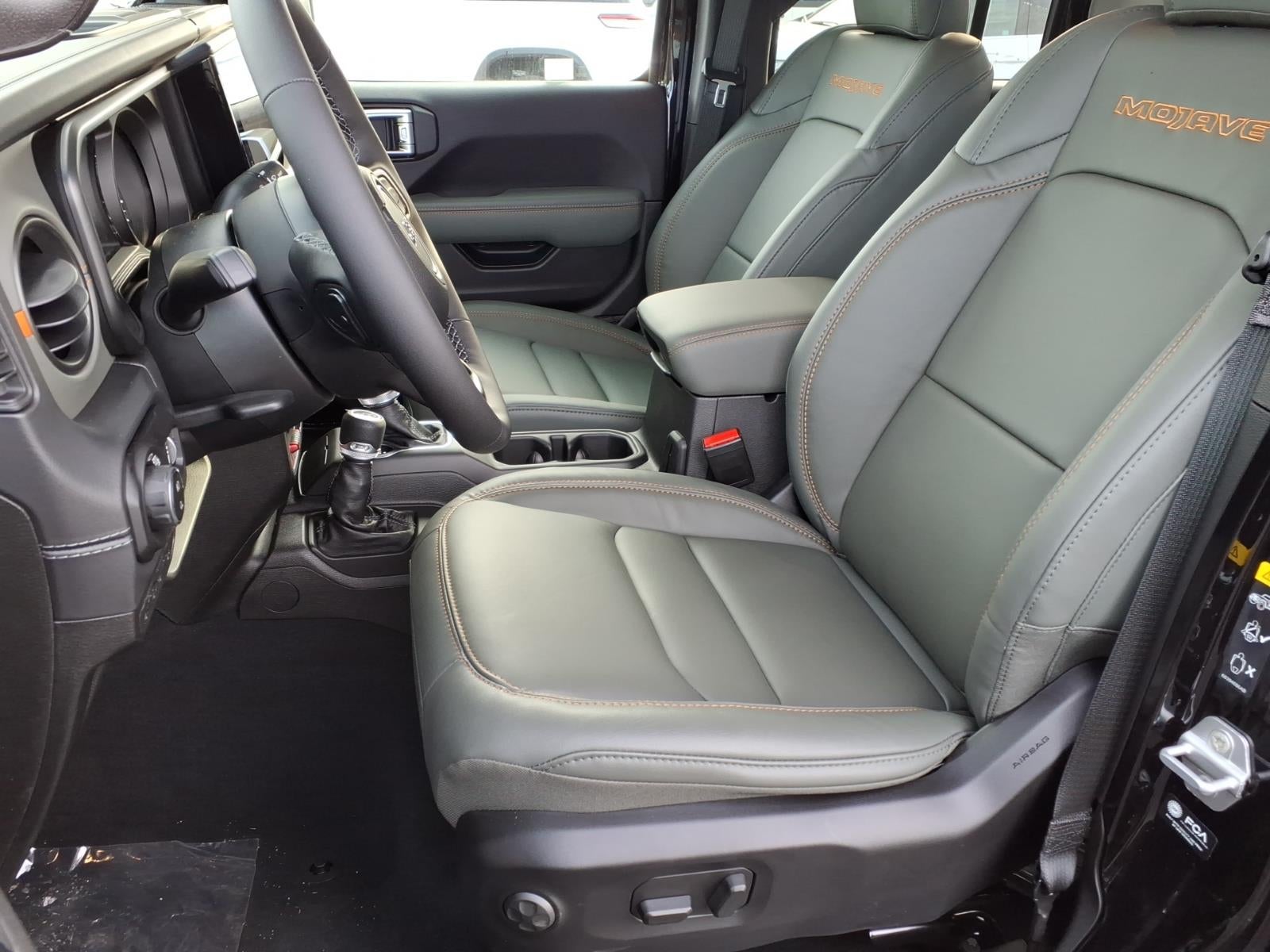 2026 Jeep Gladiator GLADIATOR MOJAVE 4X4