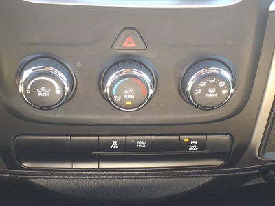 2024 RAM 1500 Classic Warlock Crew Cab 4x4 5'7' Box